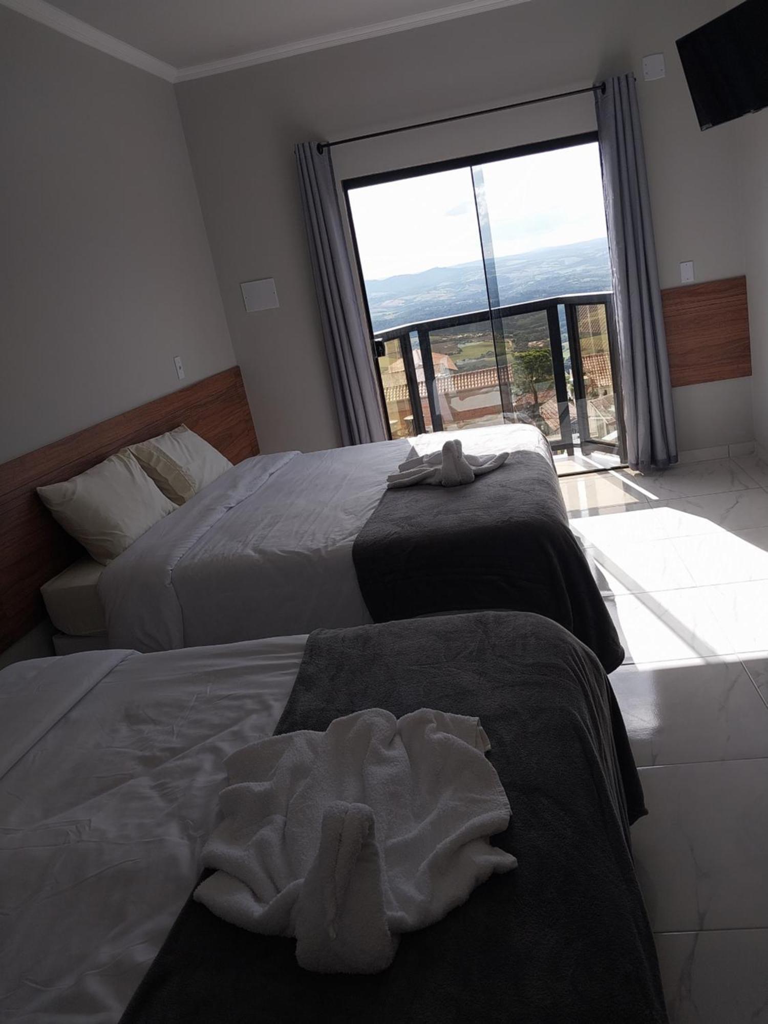 Hotel-Pousada Quartzo Rosa São Tomé das Letras Extérieur photo